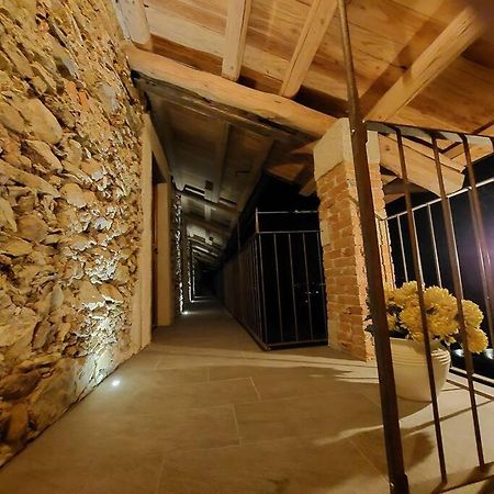 Istanti - Menta Apartment Costigliole Saluzzo ภายนอก รูปภาพ